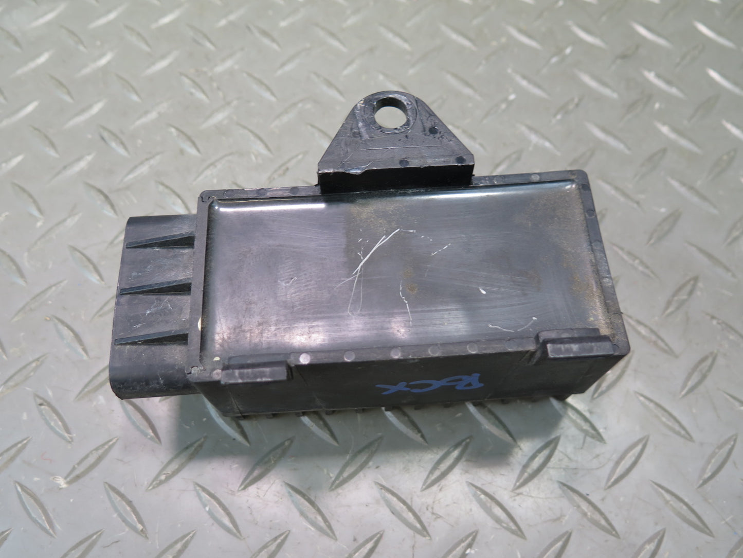 2004-2006 Cadillac XLR Gas Fuel Pump Control Module Unit 10337766