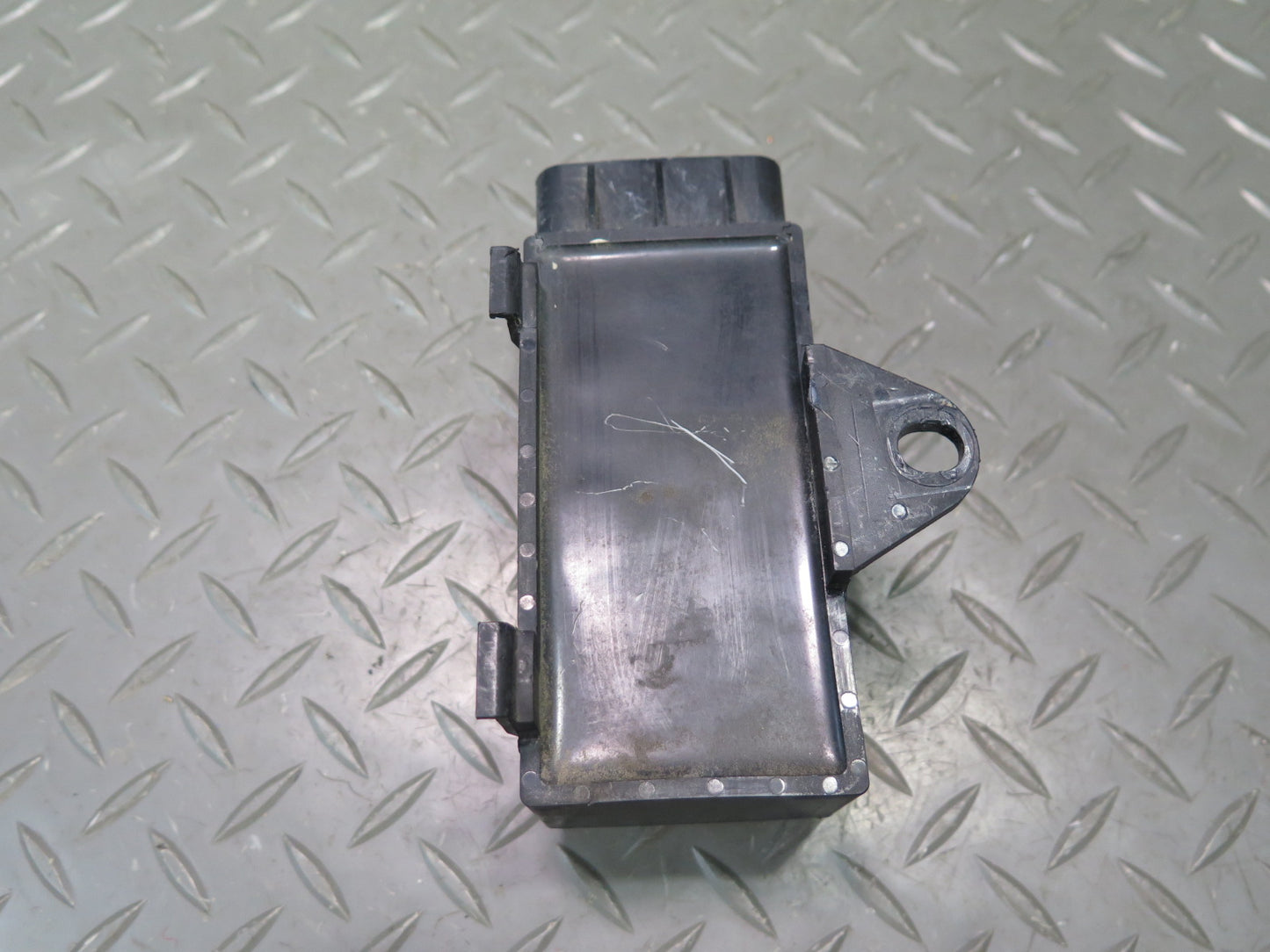 2004-2006 Cadillac XLR Gas Fuel Pump Control Module Unit 10337766