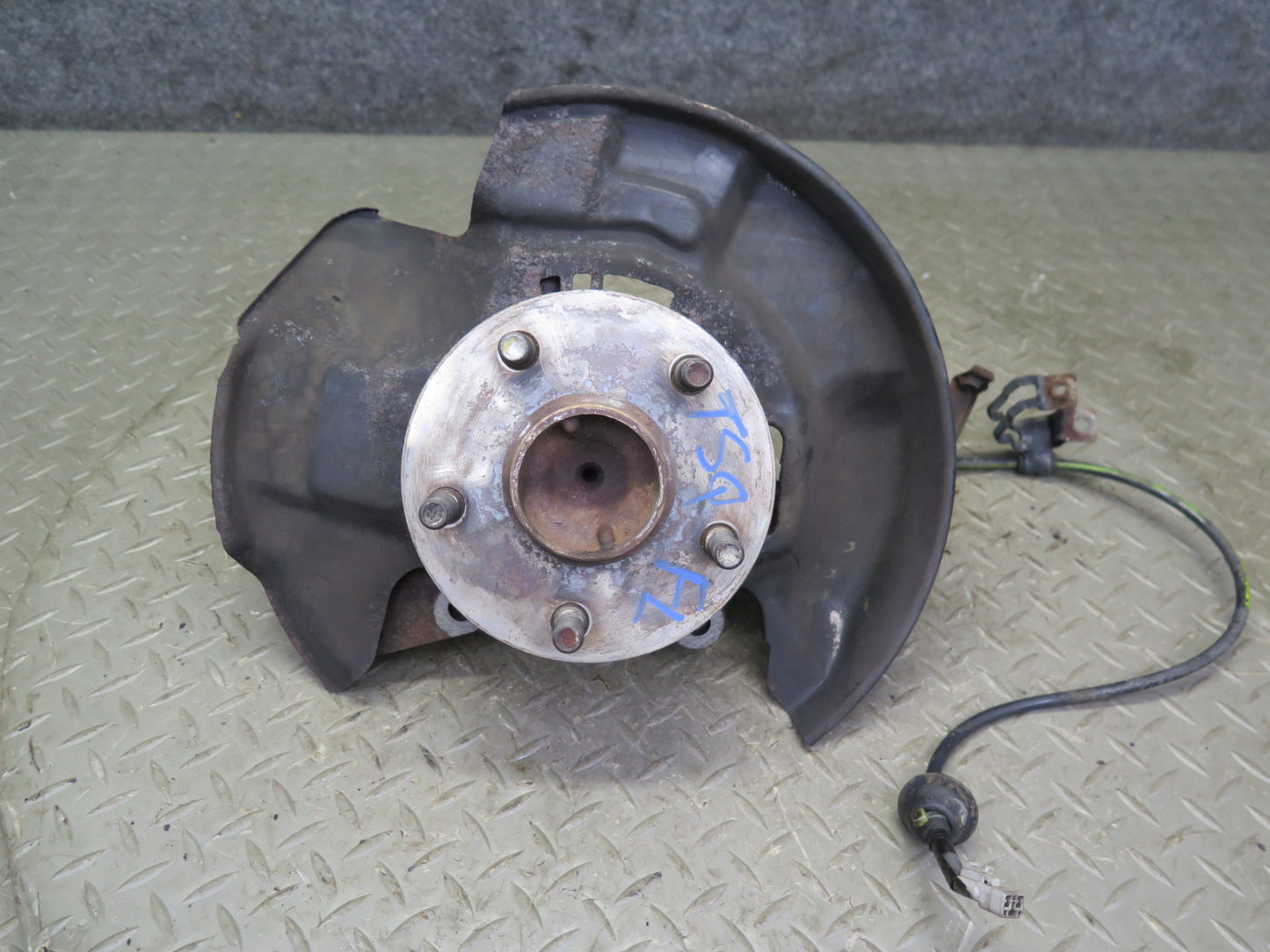 89-92 Toyota Supra MA70L Front Left Spindle Knuckle Wheel Hub Bearing w ABS OEM