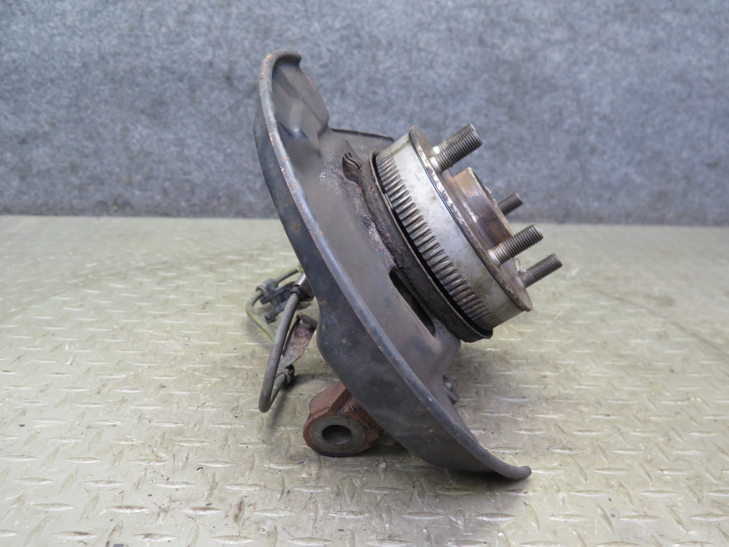 89-92 Toyota Supra MA70L Front Right Spindle Knuckle Wheel Hub Bearing w ABS OEM