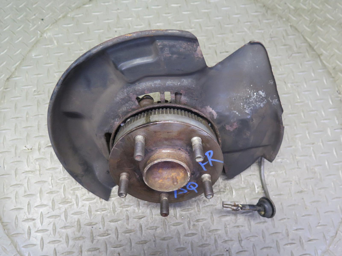 89-92 Toyota Supra MA70L Front Right Spindle Knuckle Wheel Hub Bearing w ABS OEM