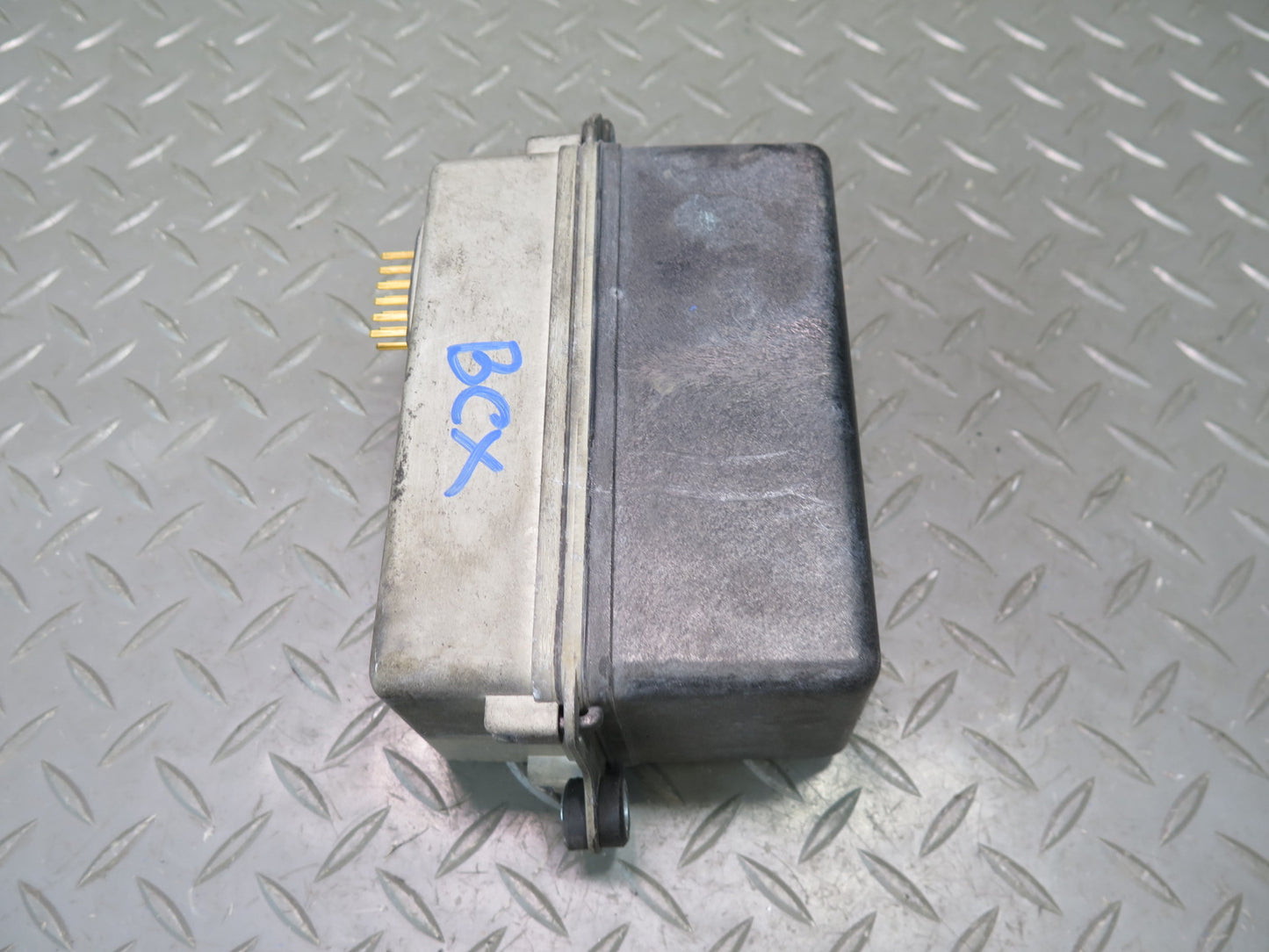 2004-2005 Cadillac XLR Adaptive Cruise Control Distance Radar Sensor Module