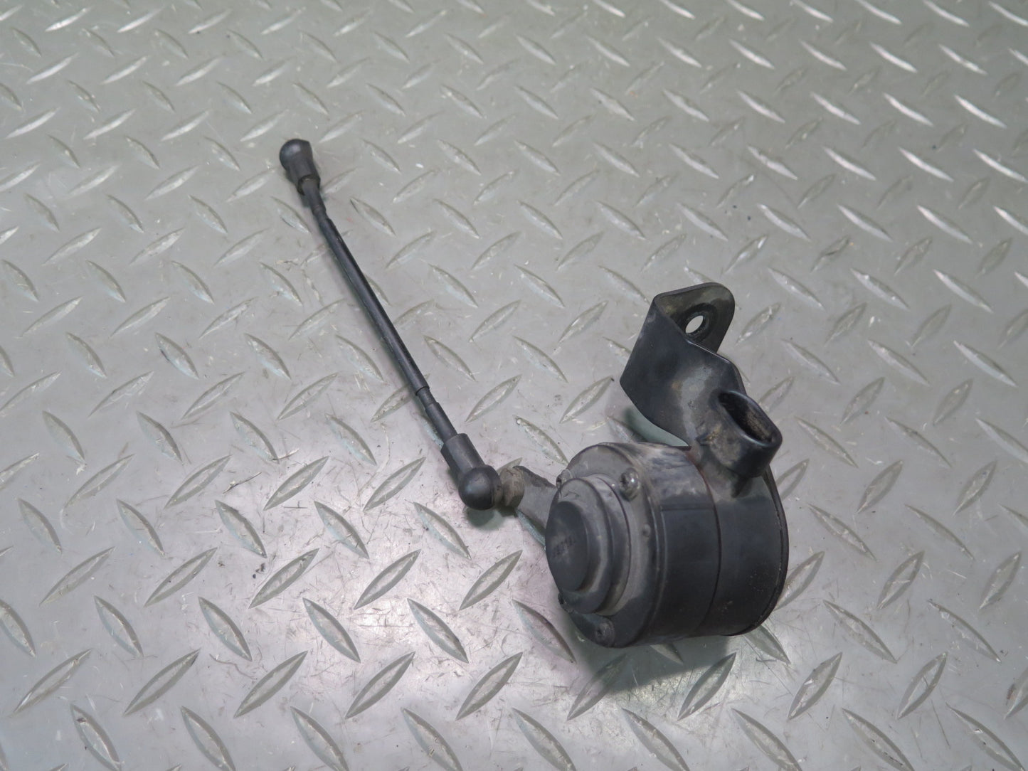 2004-2009 Cadillac XLR Rear Suspension Level Height Sensor Set