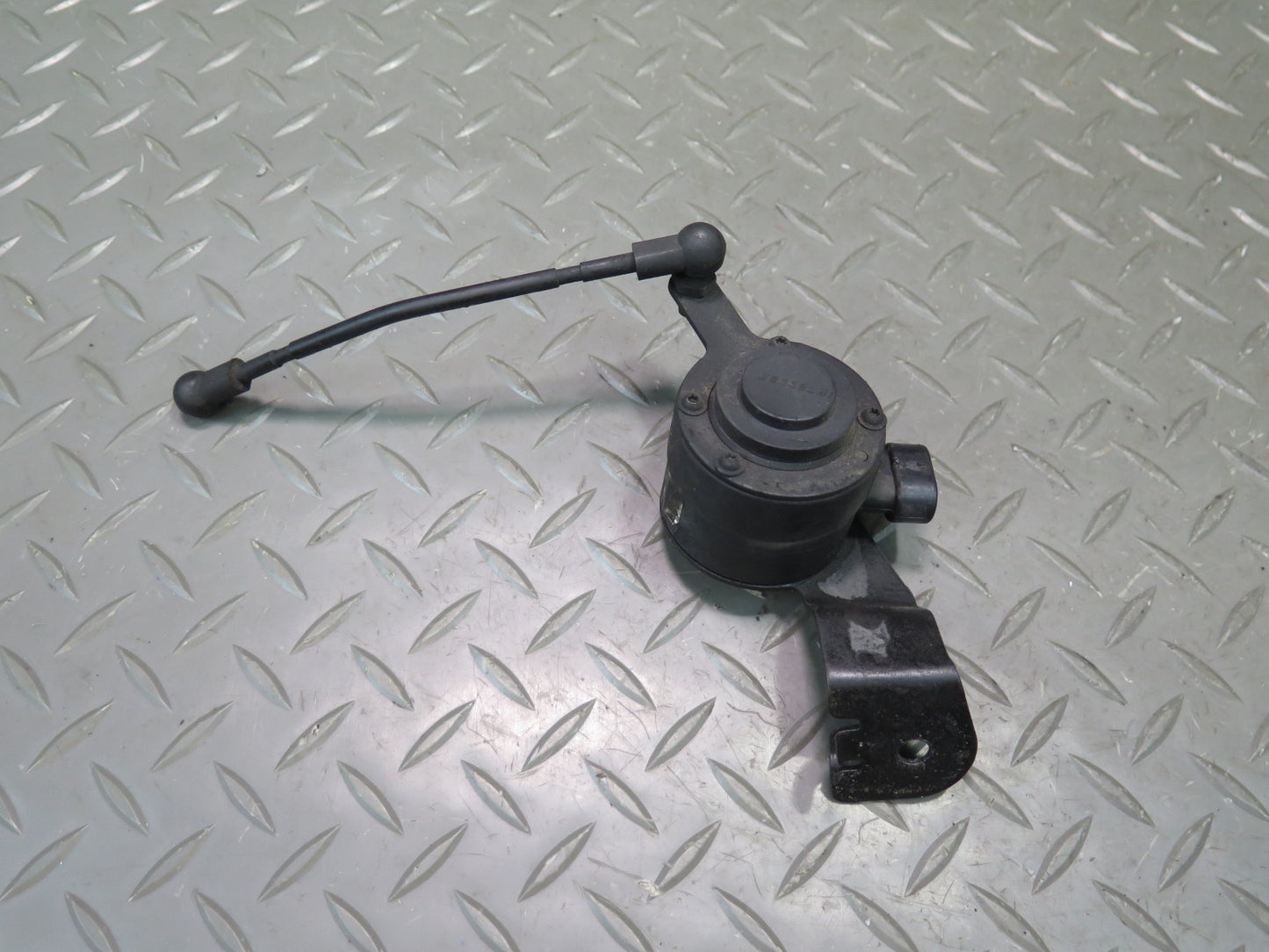 2004-2009 Cadillac XLR Rear Suspension Level Height Sensor Set