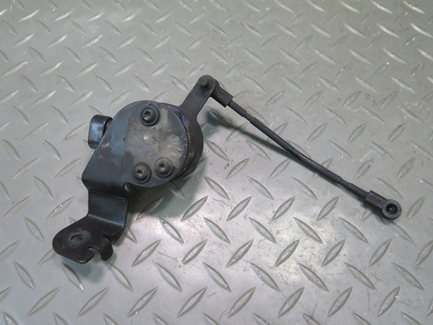 2004-2009 Cadillac XLR Rear Suspension Level Height Sensor Set