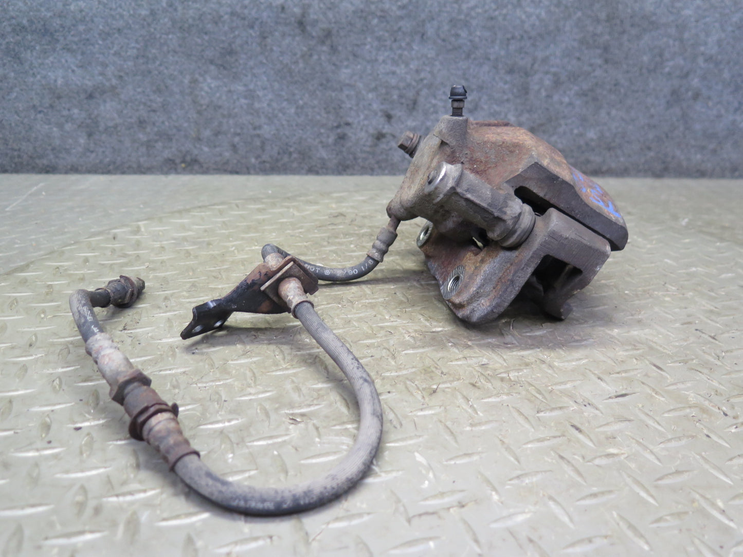 86-90 Toyota Supra MA70L Set of 2 Front Left & Right Brake Caliper 59K Miles OEM