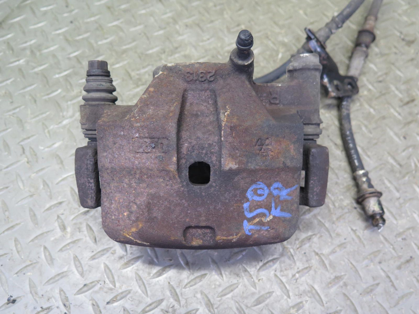 86-90 Toyota Supra MA70L Set of 2 Front Left & Right Brake Caliper 59K Miles OEM