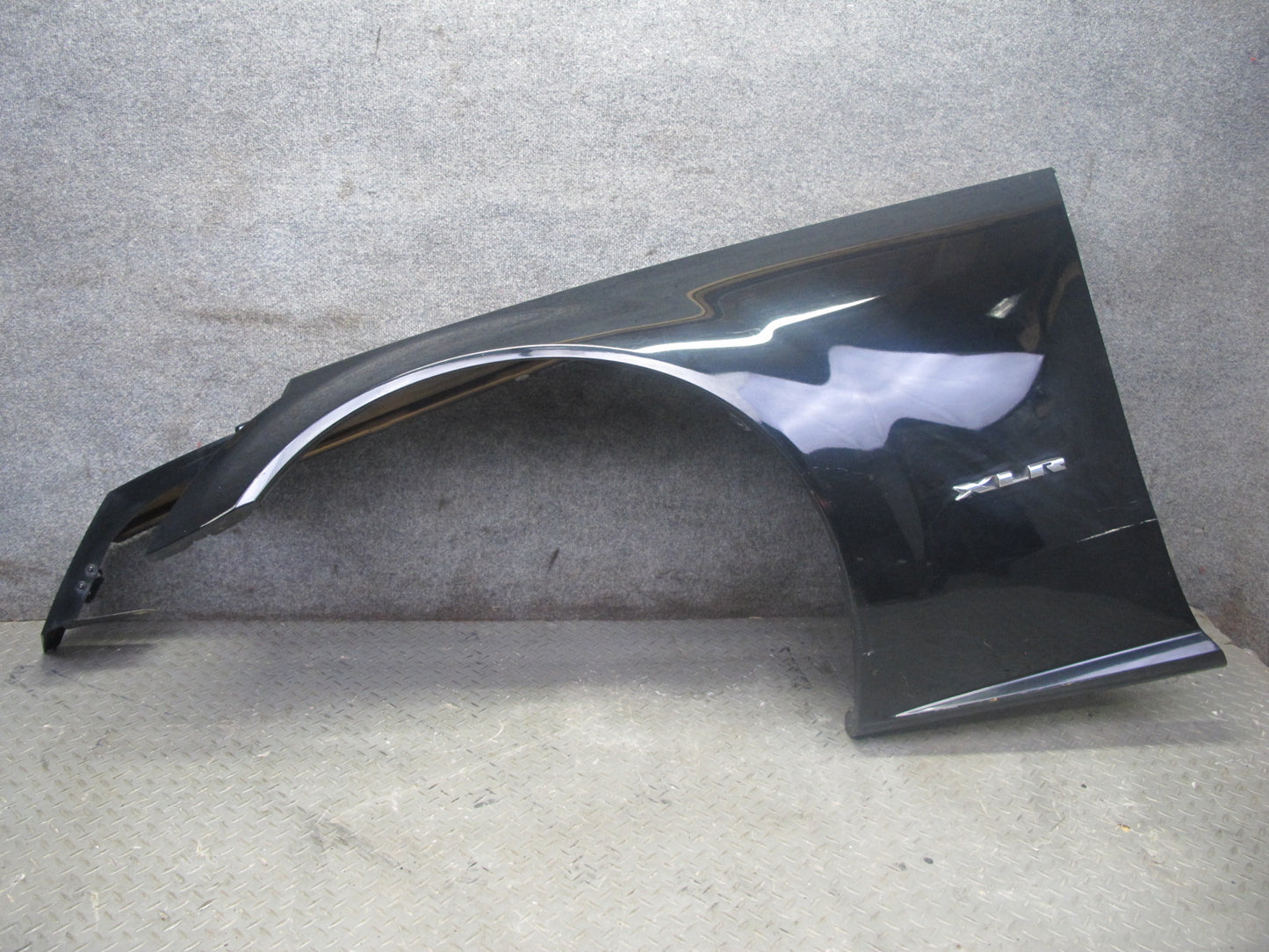 2004-2009 Cadillac XLR Front Left Driver Side Fender Panel Cover Shell Black