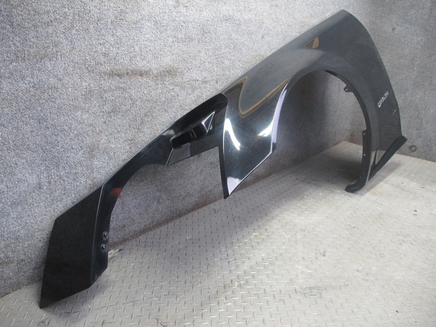 2004-2009 Cadillac XLR Front Left Driver Side Fender Panel Cover Shell Black