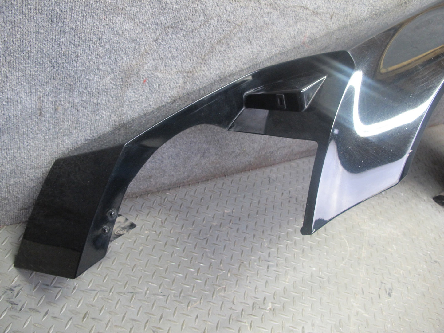 2004-2009 Cadillac XLR Front Left Driver Side Fender Panel Cover Shell Black
