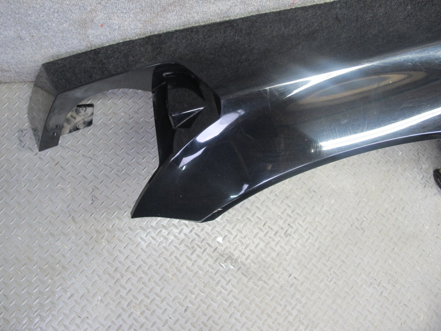 2004-2009 Cadillac XLR Front Left Driver Side Fender Panel Cover Shell Black