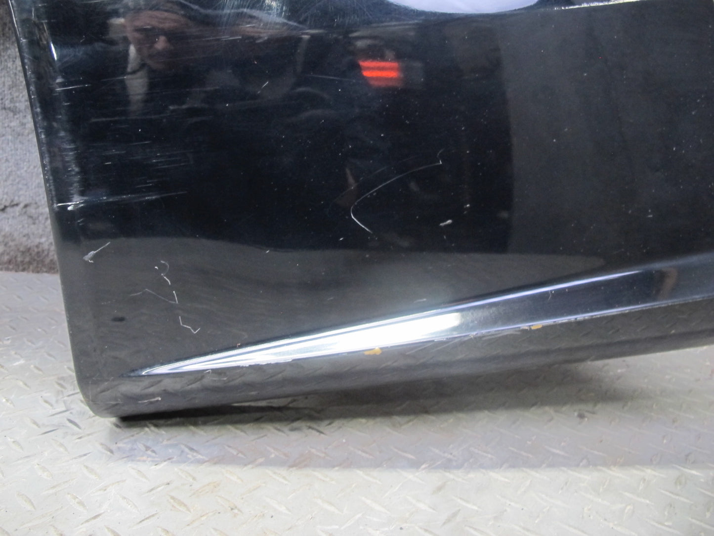 2004-2009 Cadillac XLR Front Left Driver Side Fender Panel Cover Shell Black