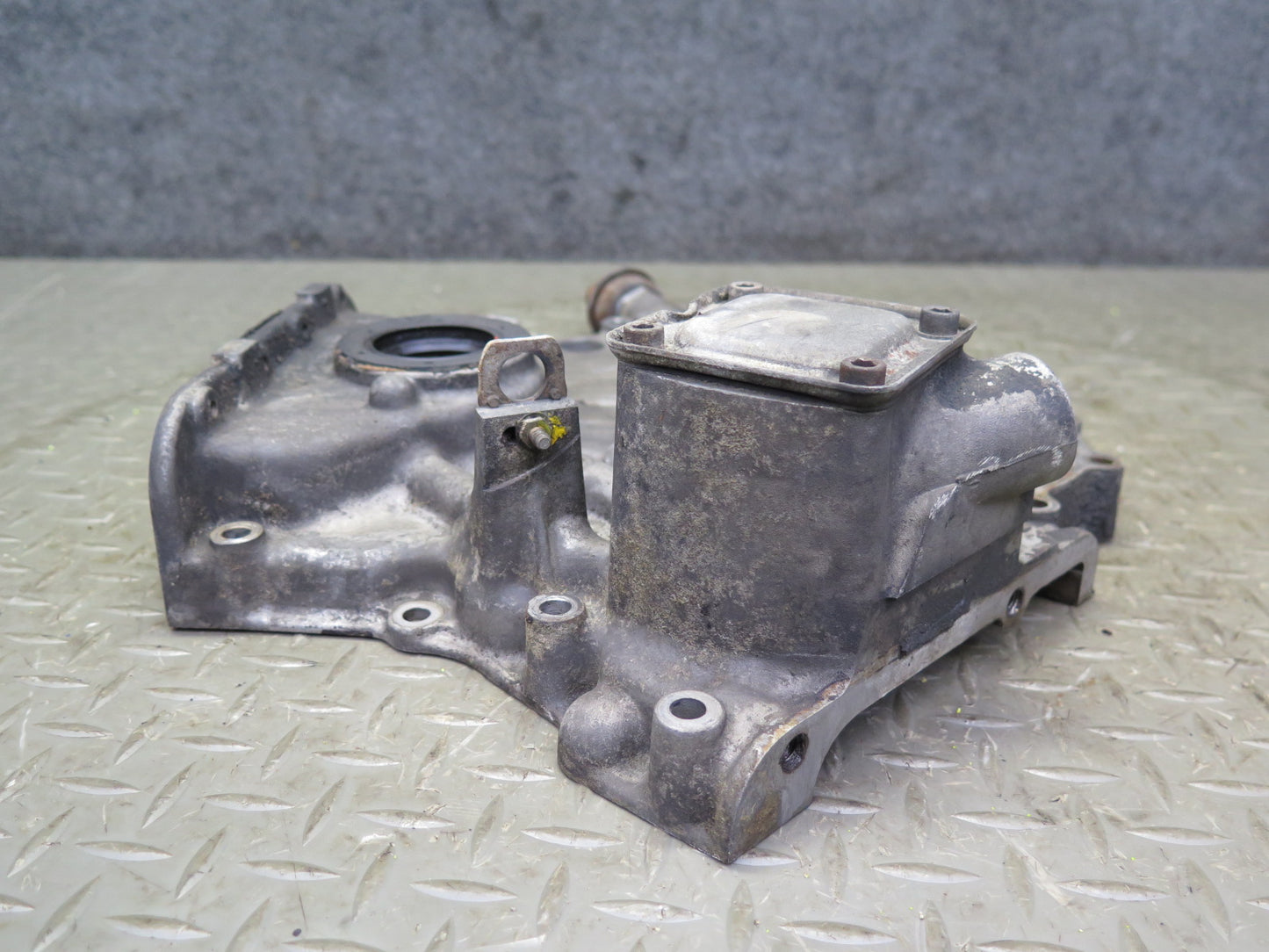 81-85 Mercedes R107 380SL M116 Engine Front Cover Plate 1160152001 OEM