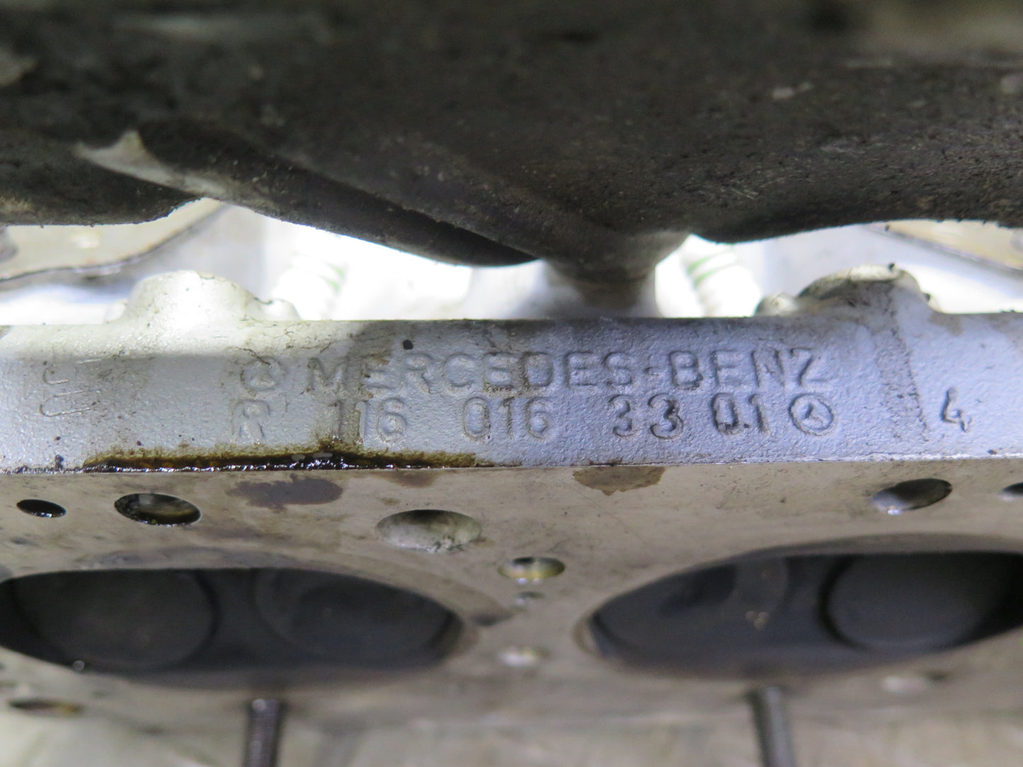 81-85 Mercedes R107 380SL M116 116.962 Engine Right Cylinder Head OEM