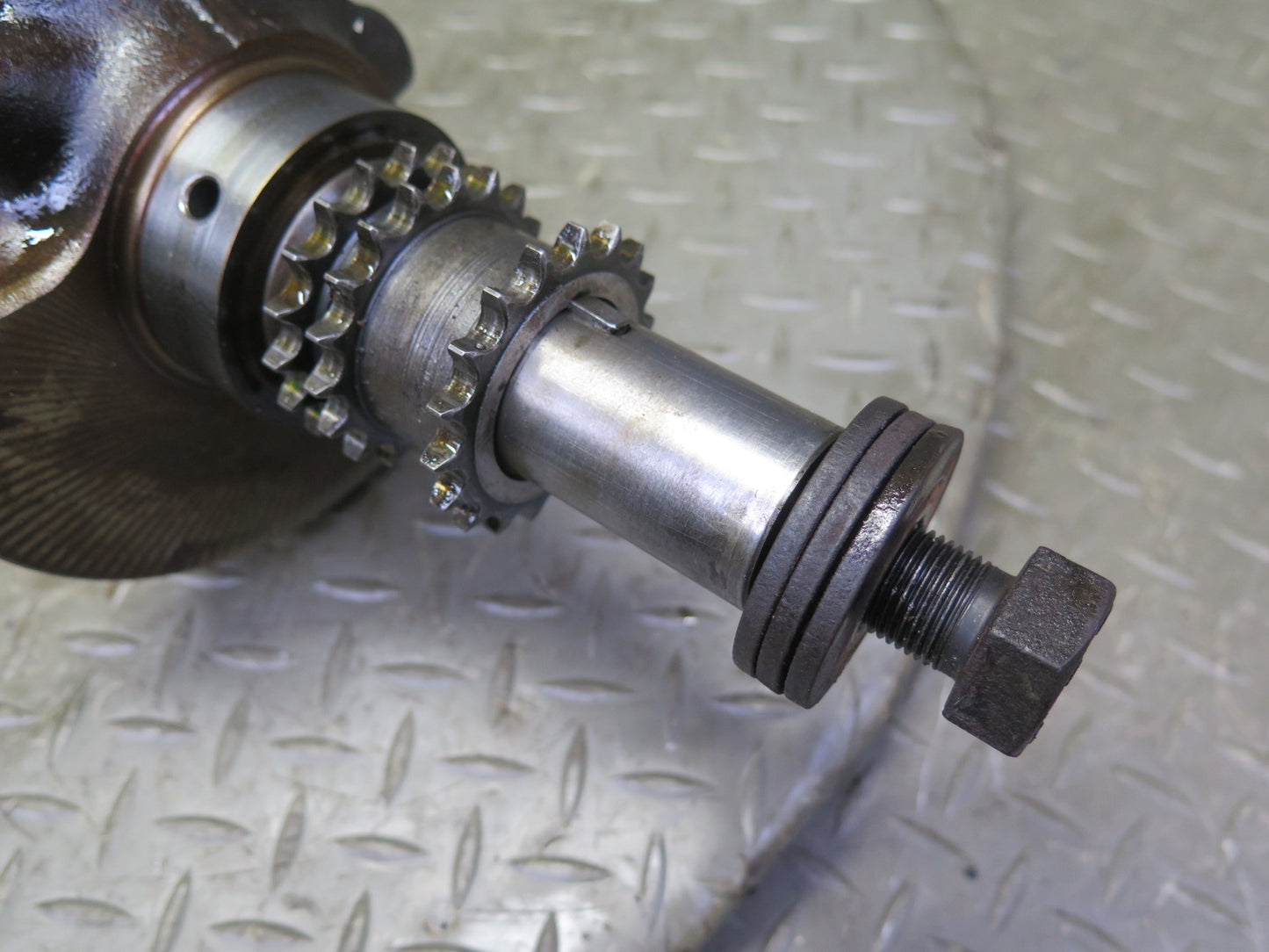 81-85 Mercedes R107 380SL M116 116.962 Engine Crankshaft Unit 1160312201 OEM