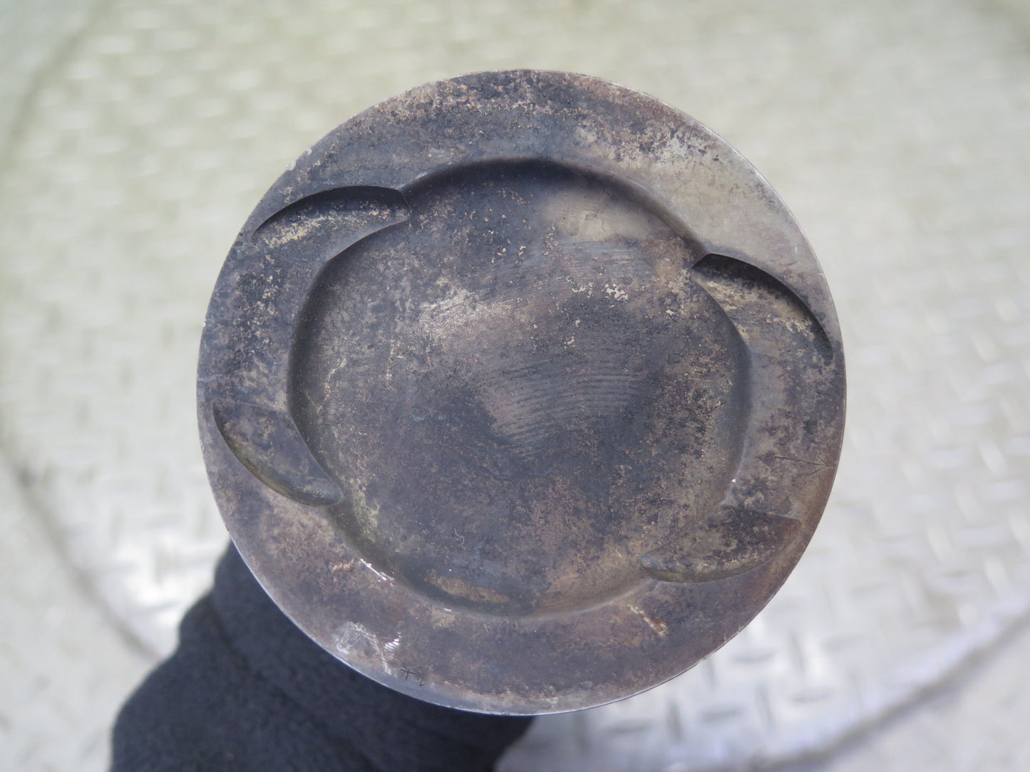 81-85 Mercedes R107 380SL M116 116.962 Set of 8 Piston Connecting Rod OEM