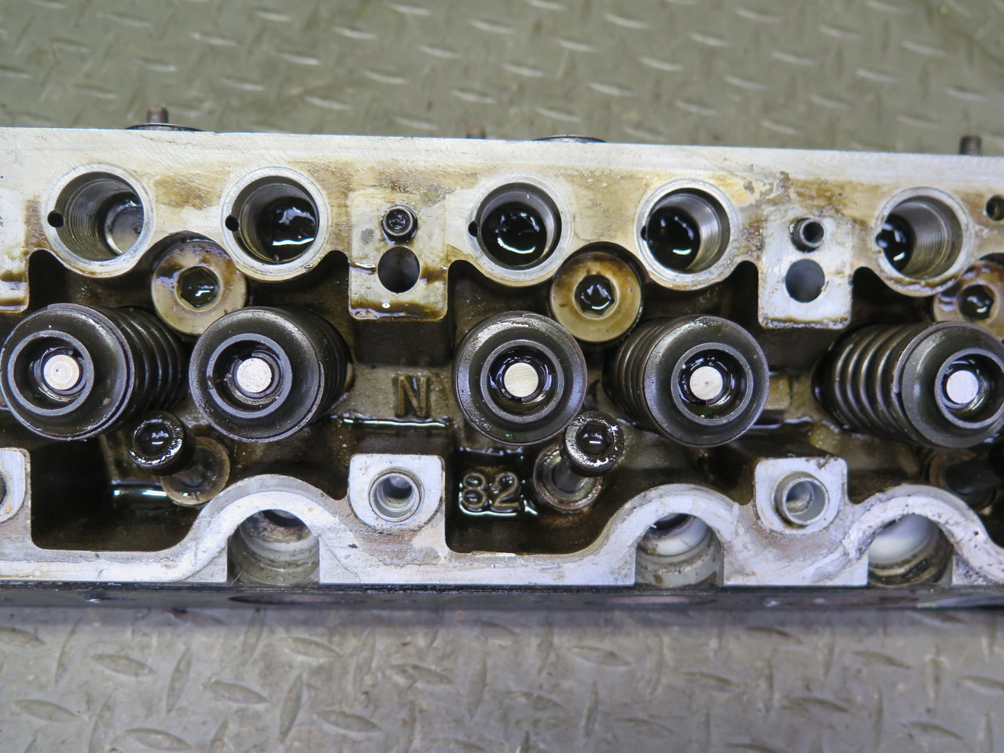 81-85 Mercedes R107 380SL M116 116.962 Engine Left Cylinder Head OEM