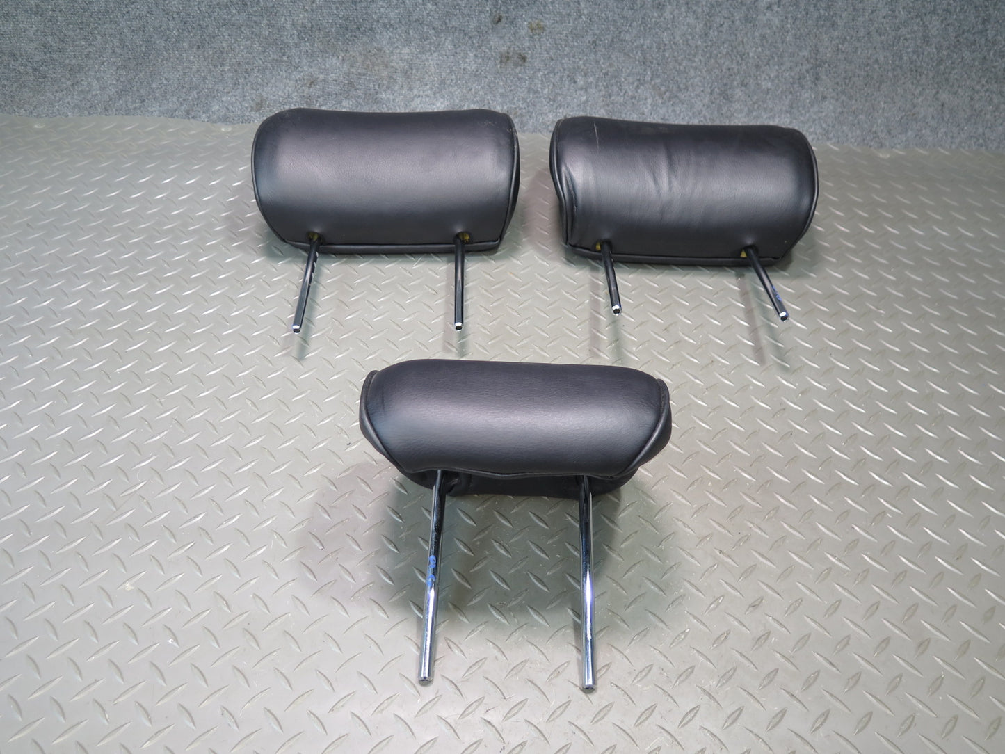 98-05 Lexus UZS161L GS300 GS400 GS430 Set of 3 Rear Seat Leather Headrest OEM