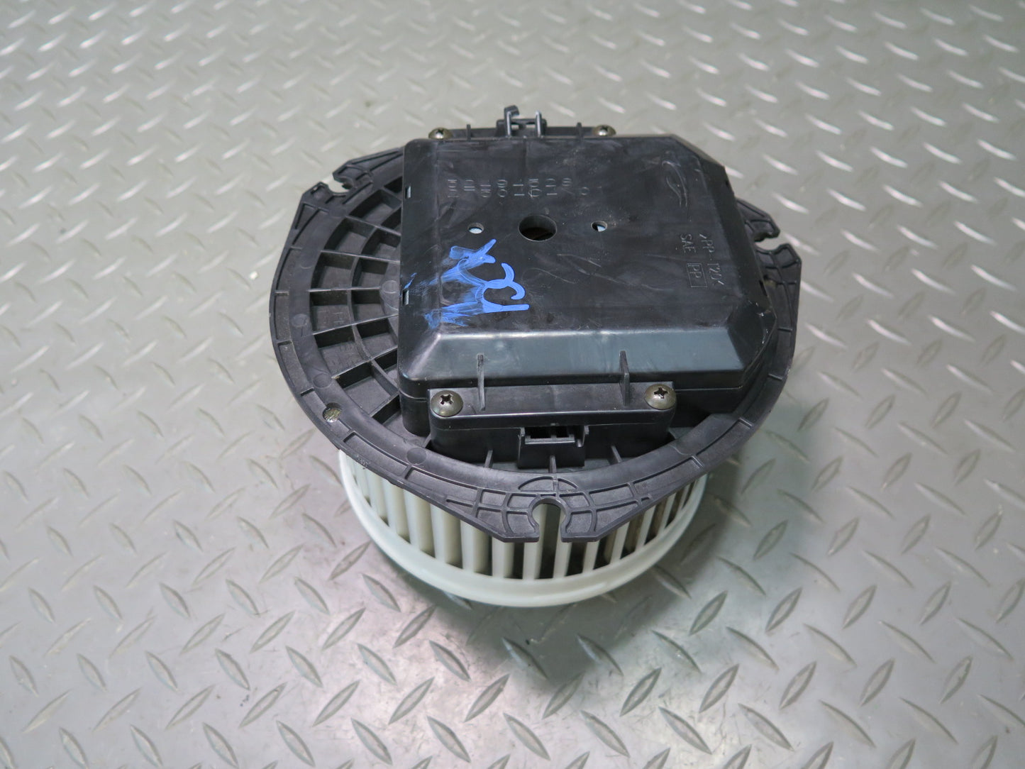 2004-2009 Cadillac XLR A/C Heater Hvac Blower Motor Fan