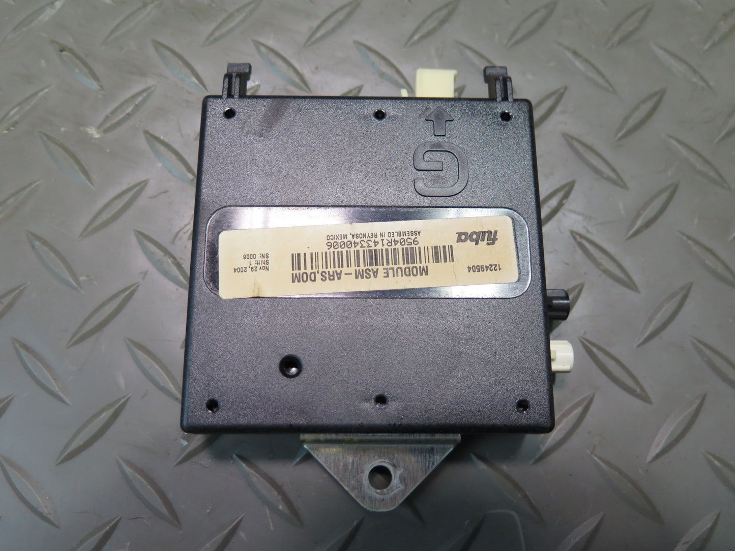 2004-2009 Cadillac XLR GPS Radio Antenna Computer Control Module Set