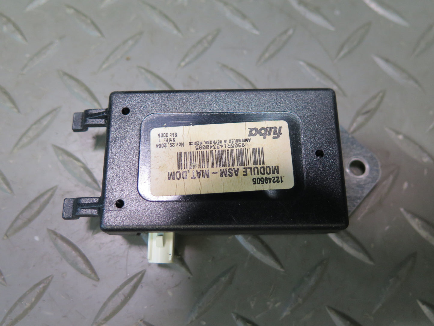 2004-2009 Cadillac XLR GPS Radio Antenna Computer Control Module Set