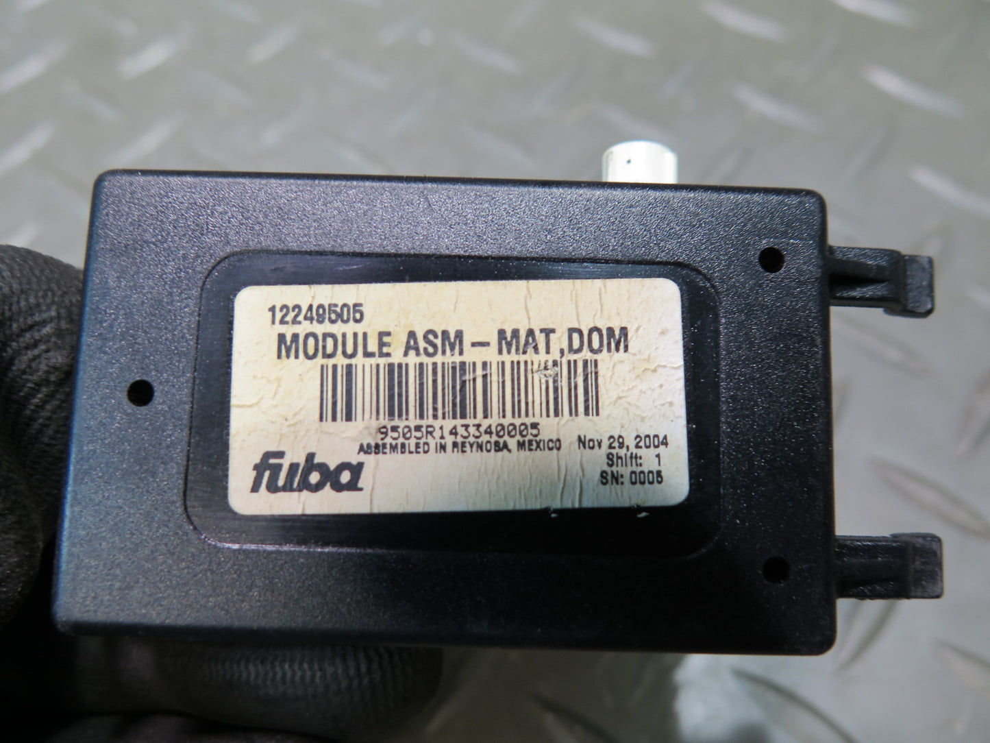 2004-2009 Cadillac XLR GPS Radio Antenna Computer Control Module Set