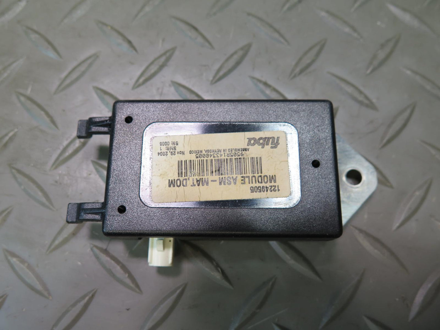 2004-2009 Cadillac XLR GPS Radio Antenna Computer Control Module Set