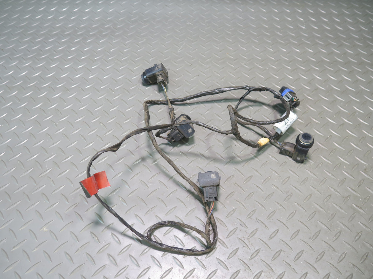2004-2009 Cadillac XLR Rear Bumper Wire Harness W/ Parking Sensor Assembly