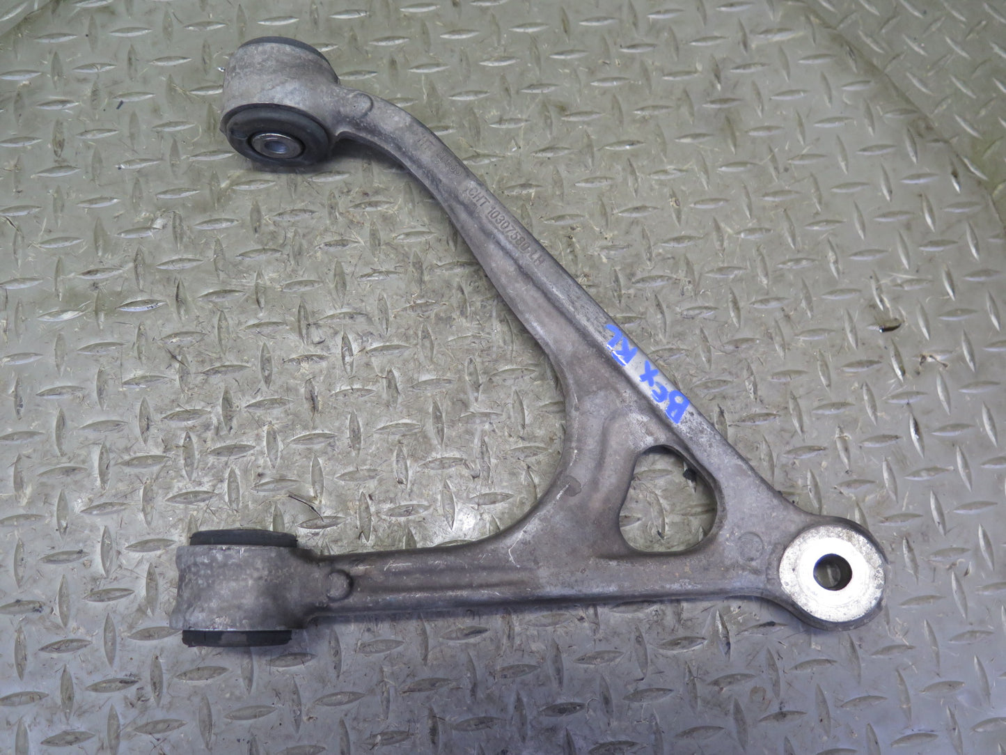 2004-2009 Cadillac XLR Rear Left Suspension Lower & Upper Control Arm Set