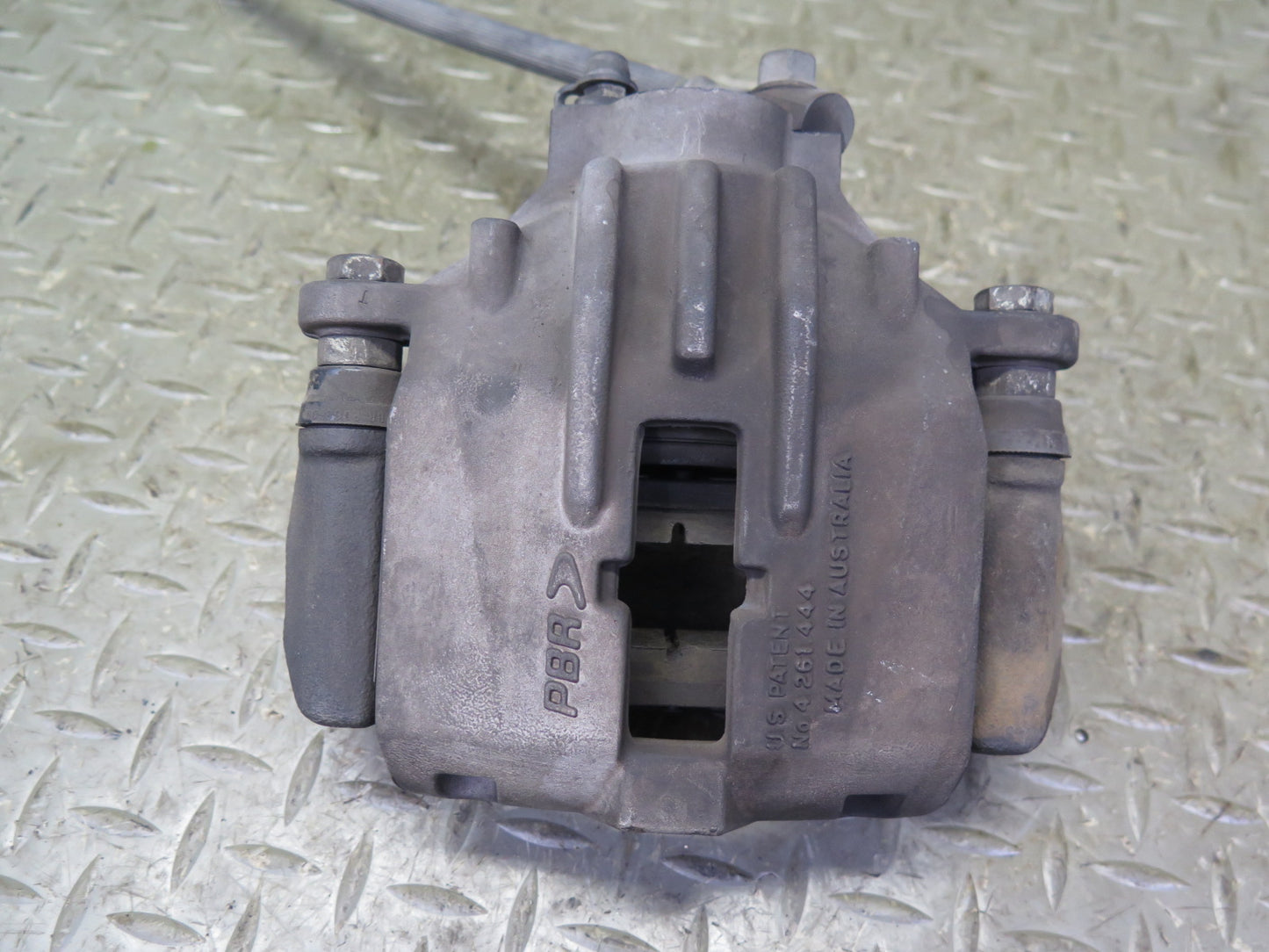 2004-2009 Cadillac XLR RWD Front Left & Right Side Brake Caliper Set of 2