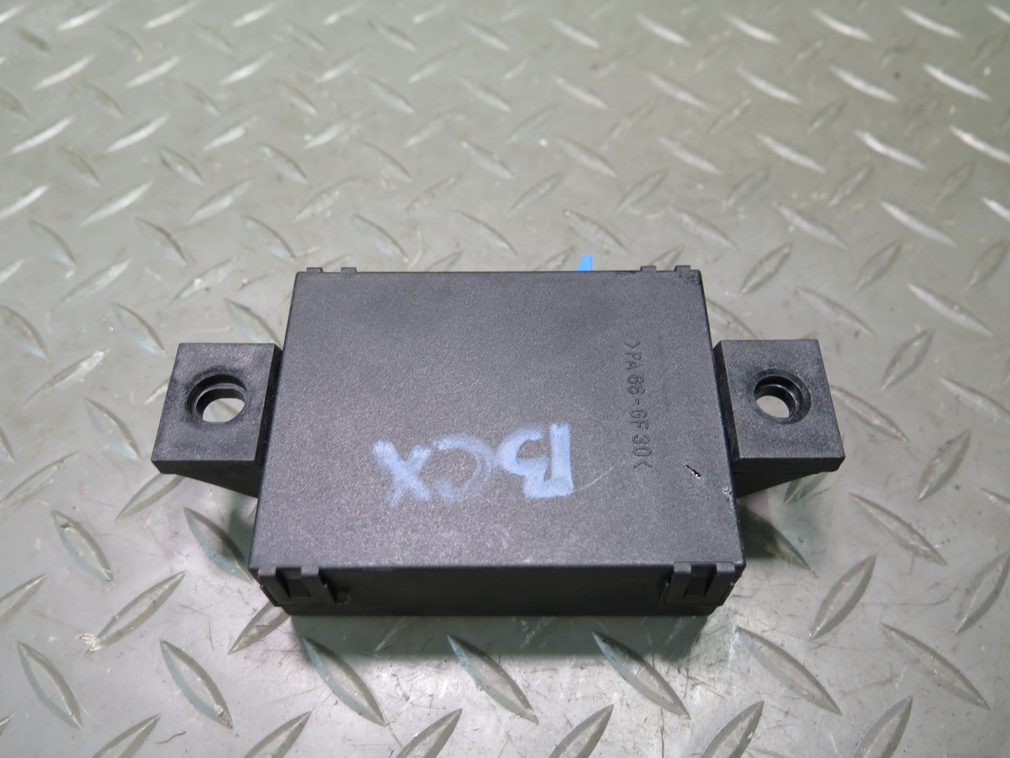 2004-2009 Cadillac XLR Park Distance Assist Computer Module Unit 10348799