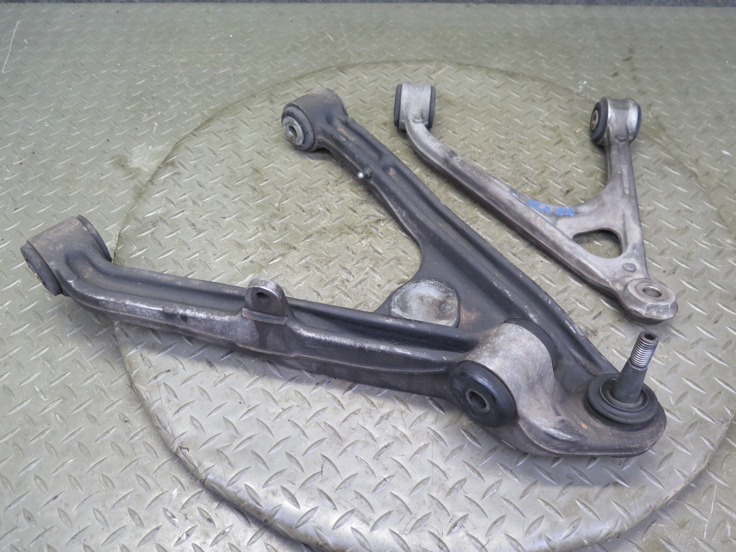 2004-2009 Cadillac XLR Rear Right Suspension Lower & Upper Control Arm Set