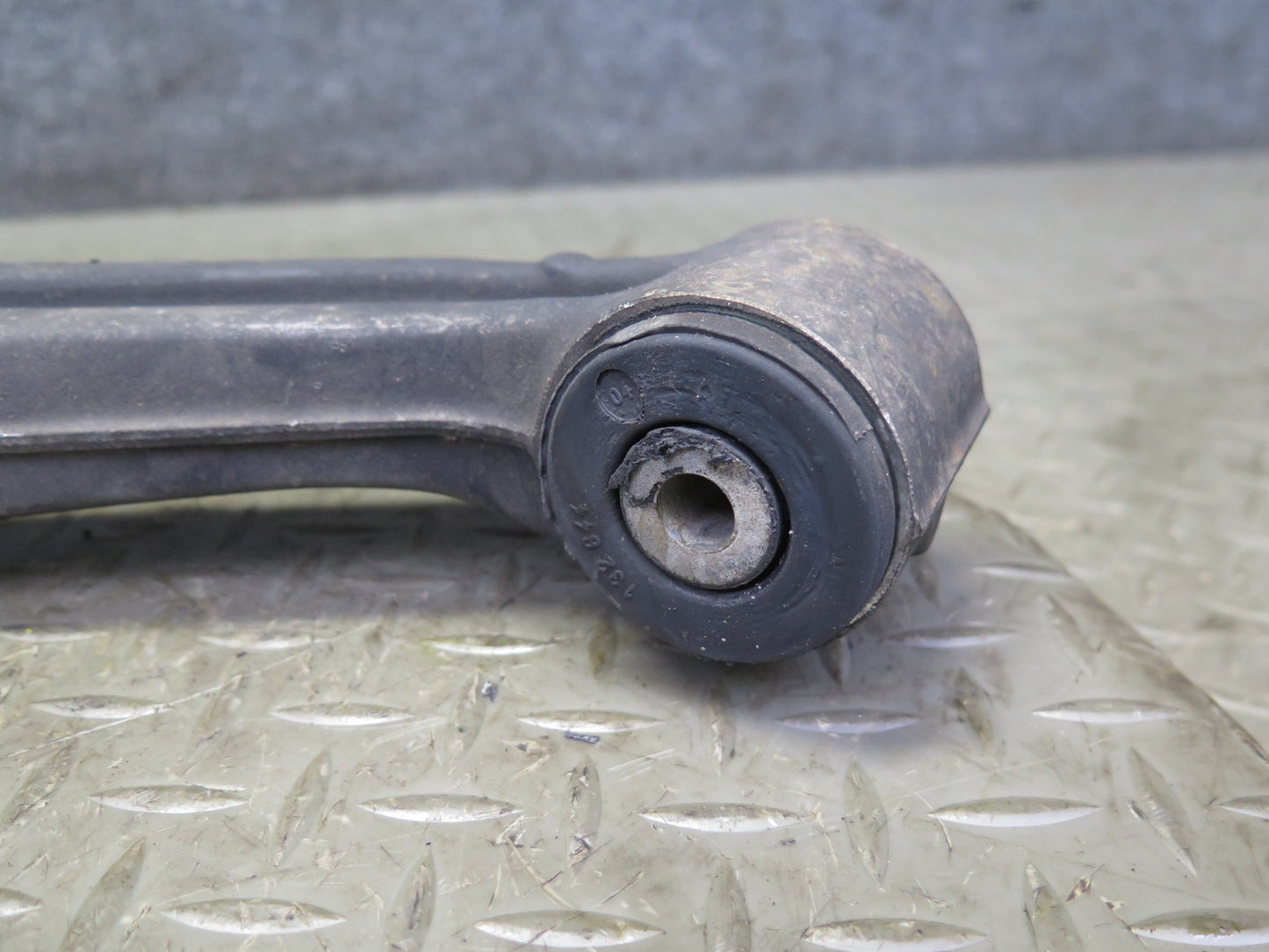 2004-2009 Cadillac XLR Rear Right Suspension Lower & Upper Control Arm Set