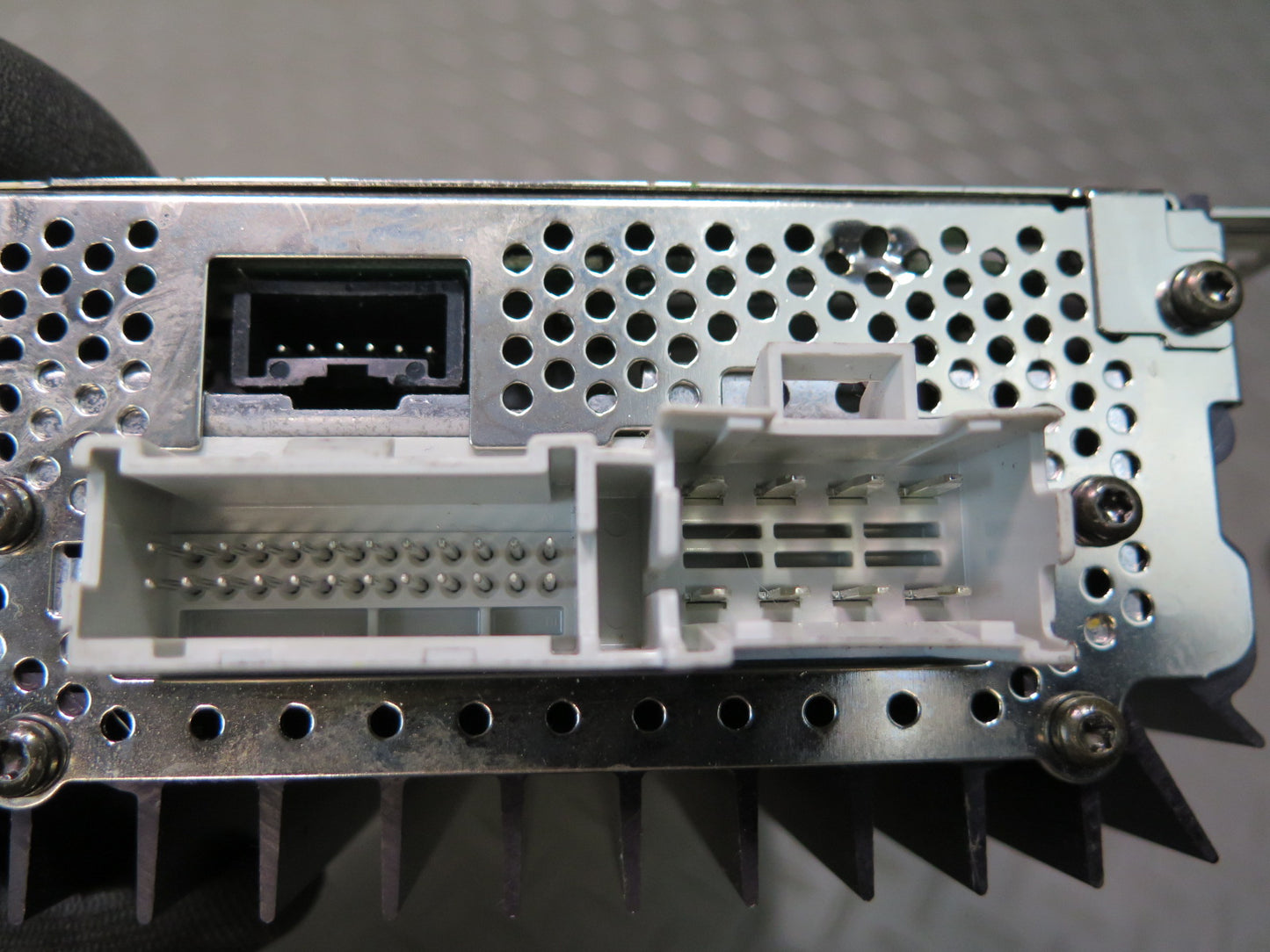 2004-2009 Cadillac XLR Bose Audio Radio Amplifier AMP 15139739