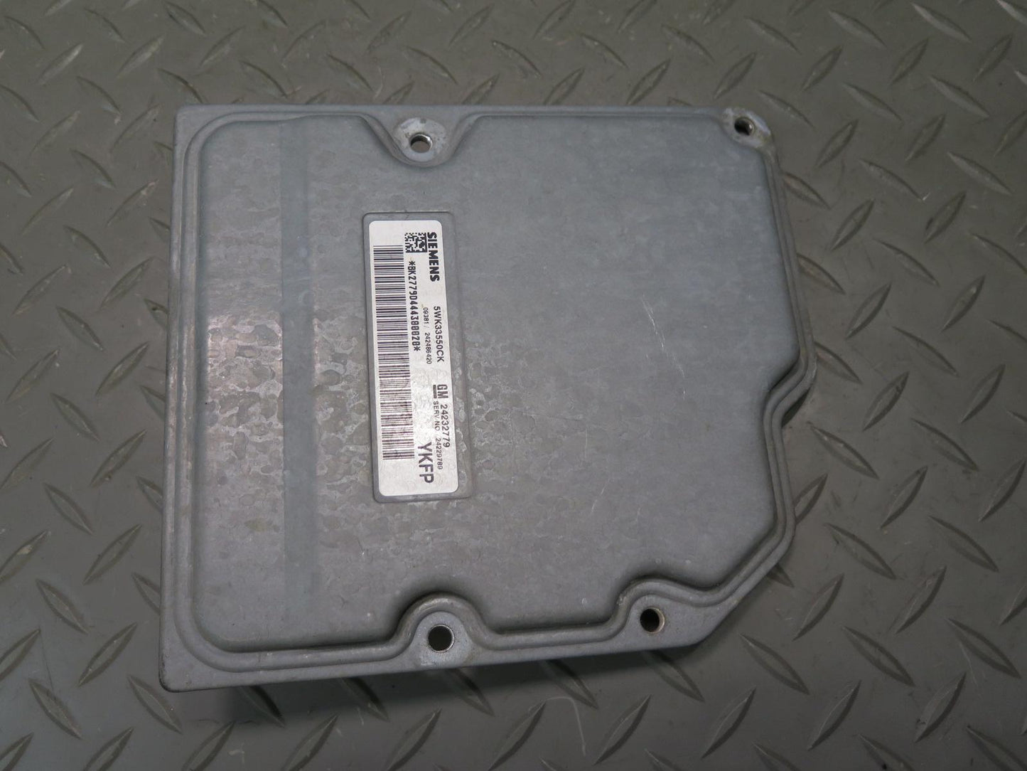 2004-2005 Cadillac XLR TCU TCM Transmission Control Module Unit 24232779