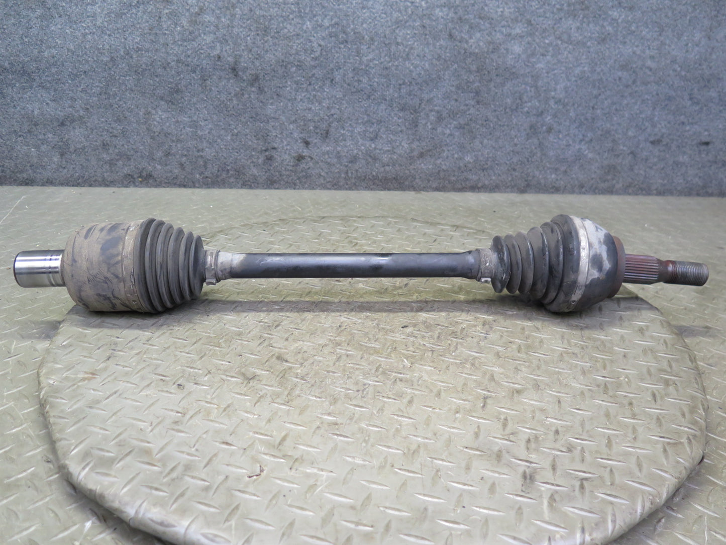 2004-2009 Cadillac XLR Rear Right Passenger Side CV Axle Half Shaft