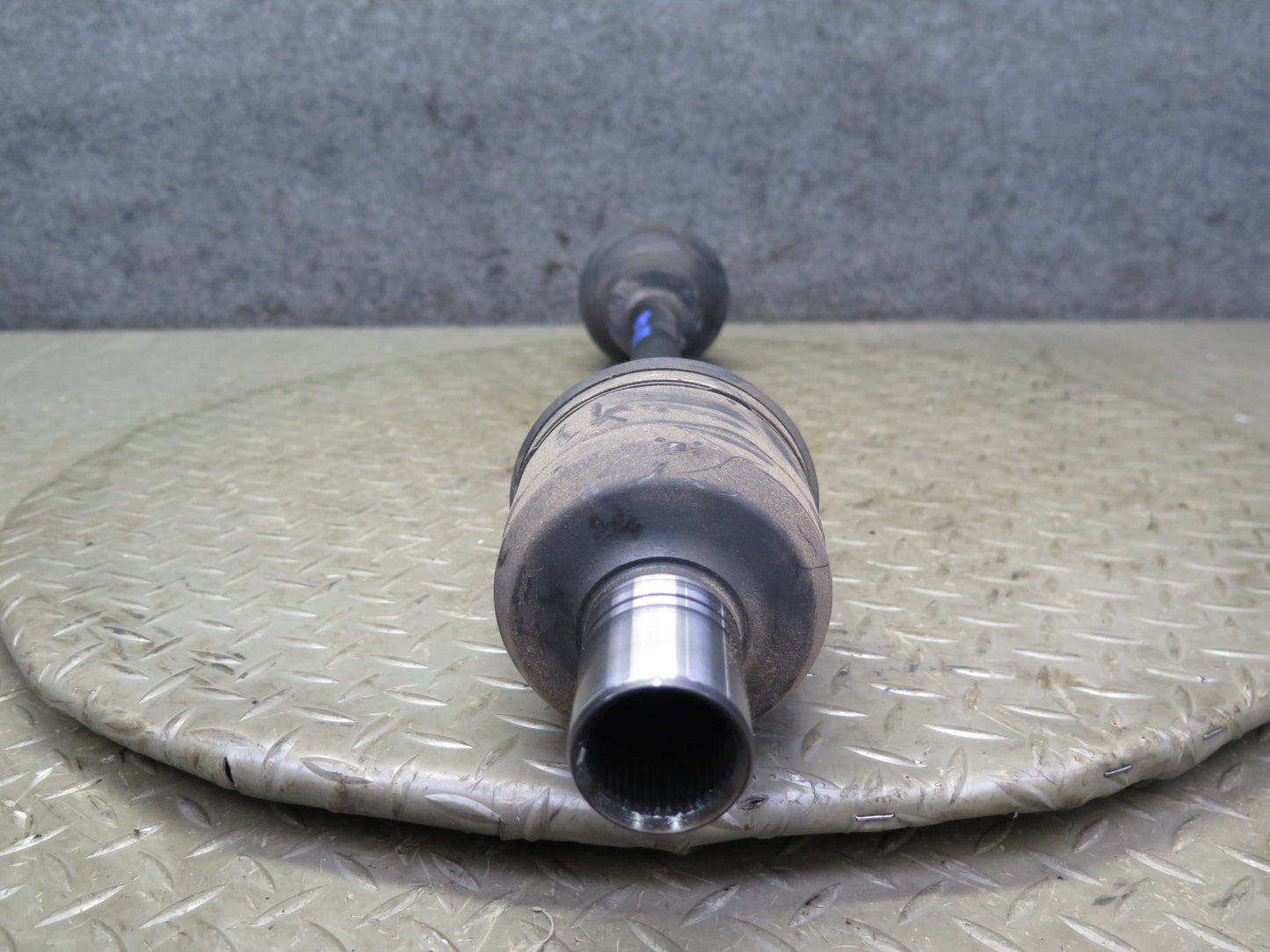 2004-2009 Cadillac XLR Rear Right Passenger Side CV Axle Half Shaft