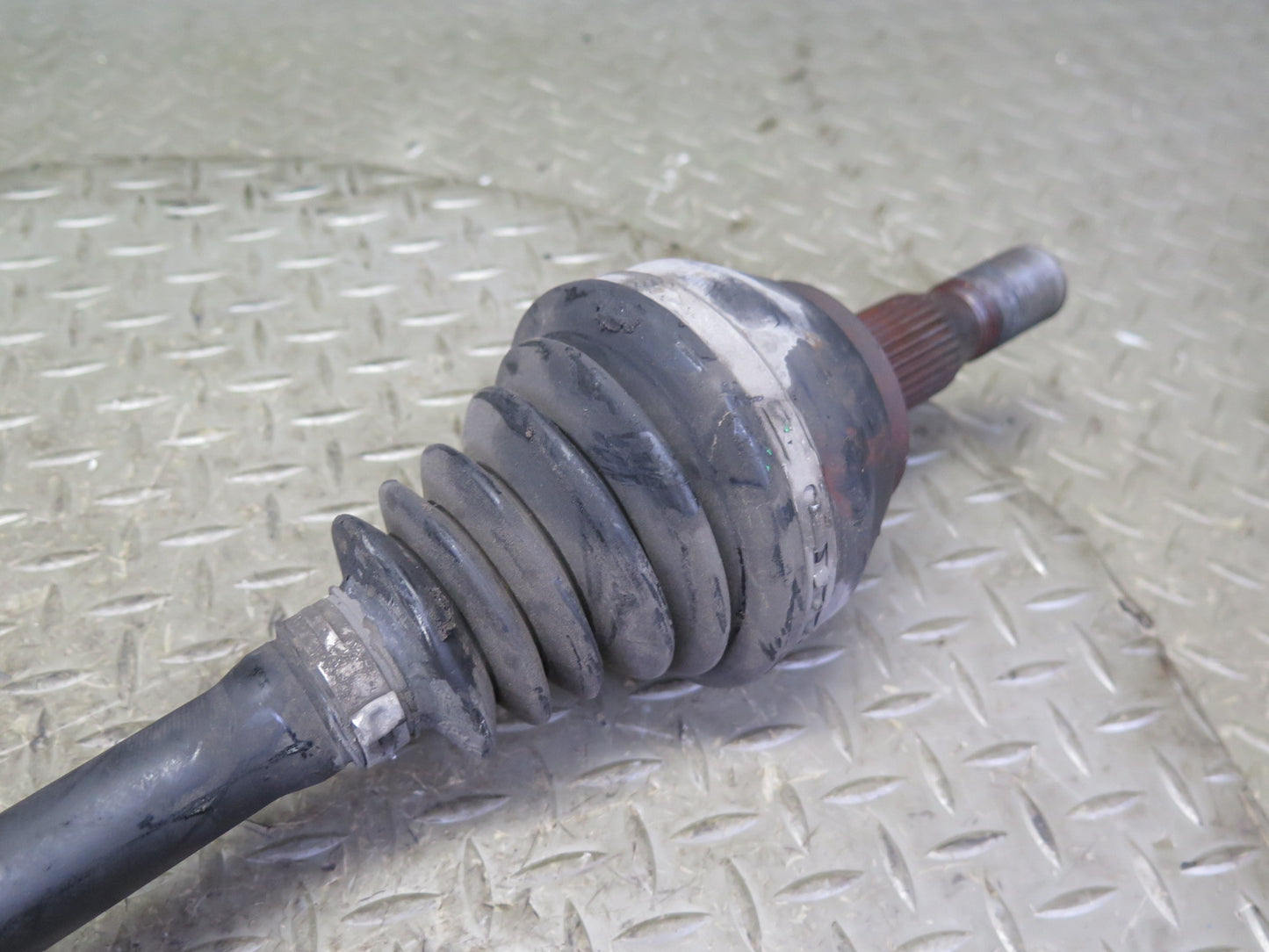 2004-2009 Cadillac XLR Rear Right Passenger Side CV Axle Half Shaft