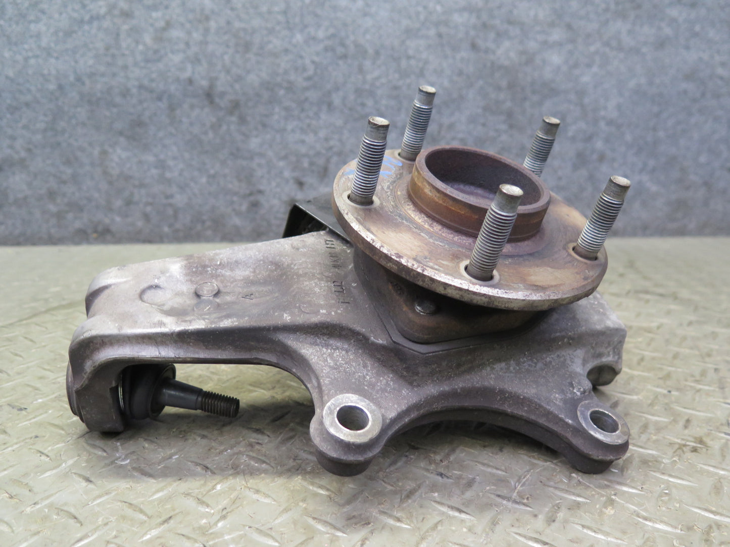 2004-2008 Cadillac XLR Front Right Pass Side Spindle Knuckle Wheel Hub Bearing