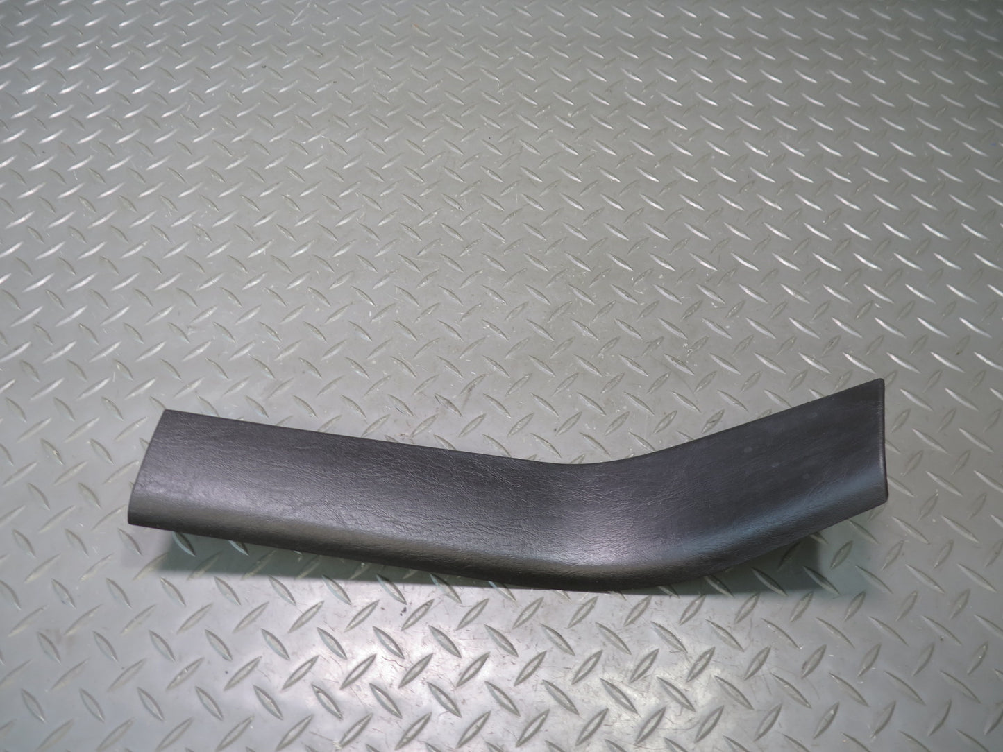 2004-2009 Cadillac XLR Front Left & Right Side Door Sill Scuff Plate Panel Set