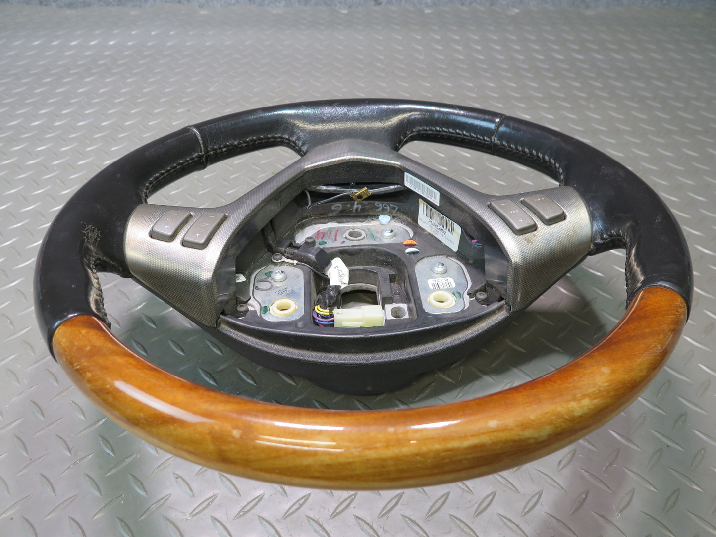 2004-2007 Cadillac XLR Leather Wood Steering W/ Controls