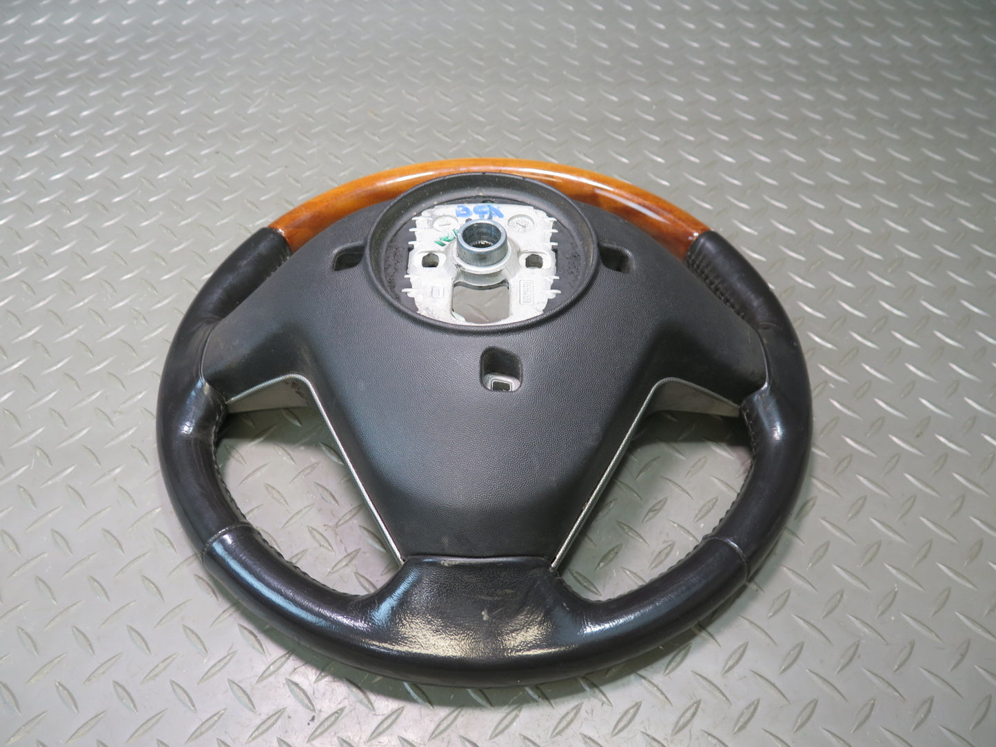 2004-2007 Cadillac XLR Leather Wood Steering W/ Controls