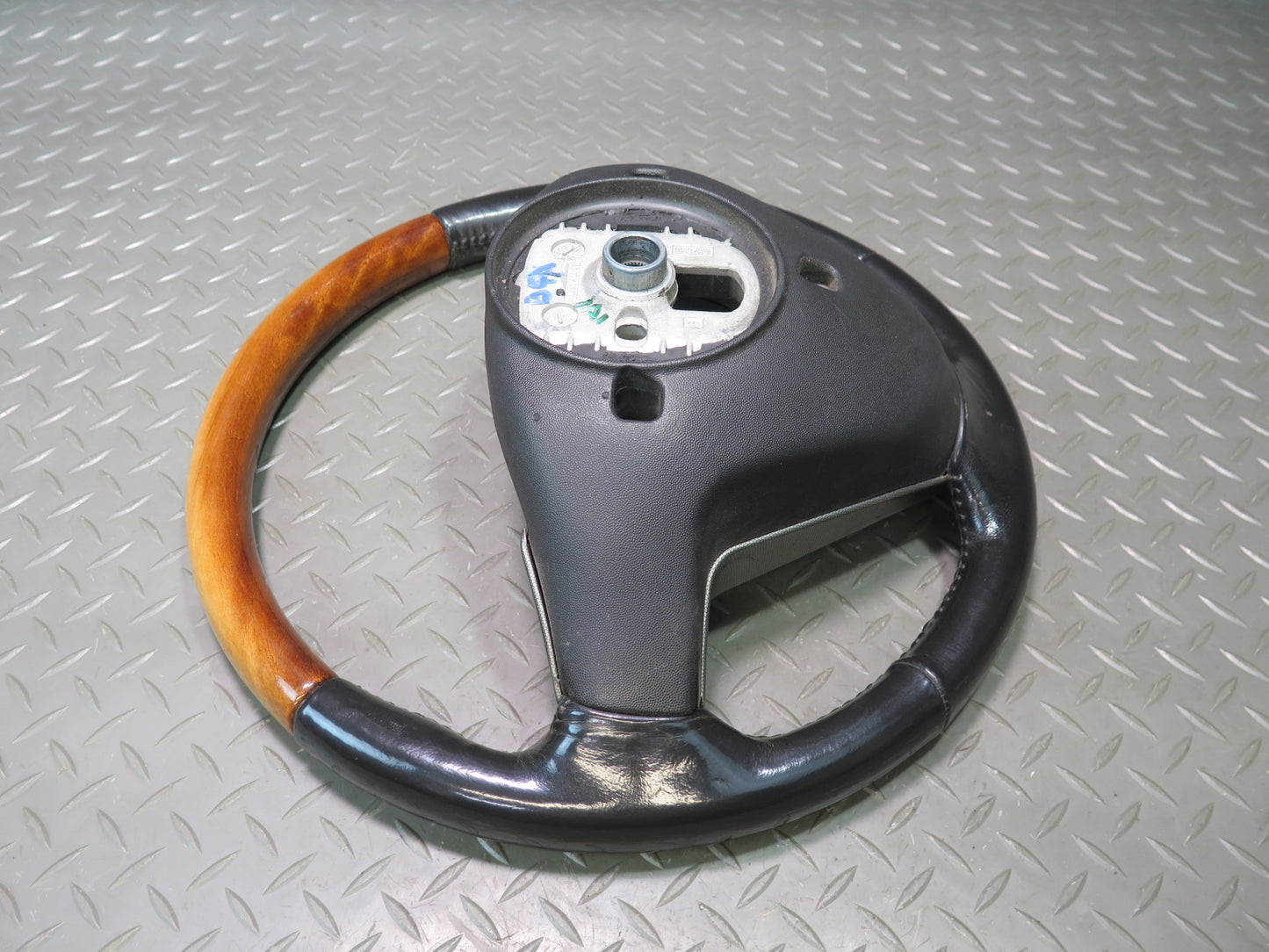 2004-2007 Cadillac XLR Leather Wood Steering W/ Controls