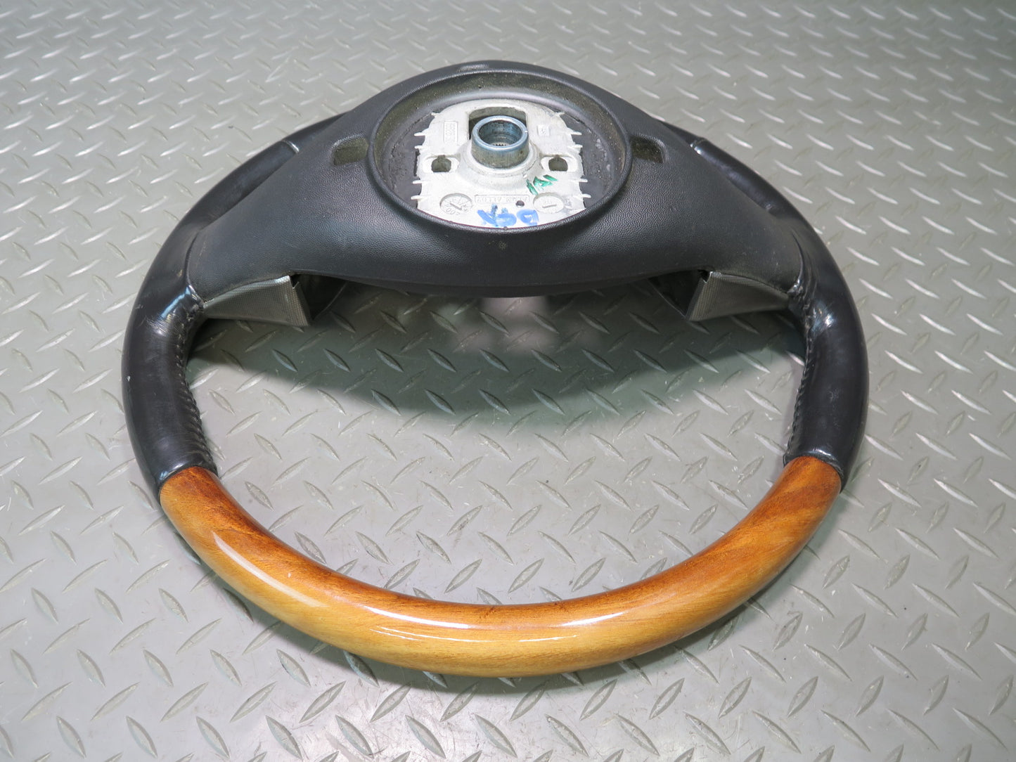 2004-2007 Cadillac XLR Leather Wood Steering W/ Controls