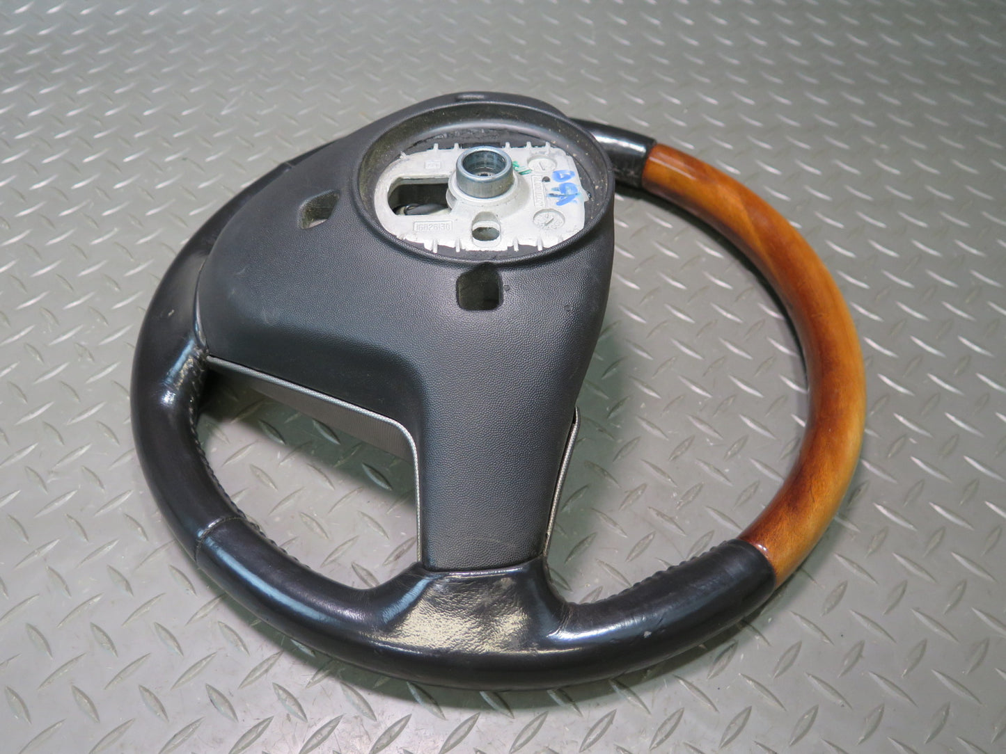 2004-2007 Cadillac XLR Leather Wood Steering W/ Controls