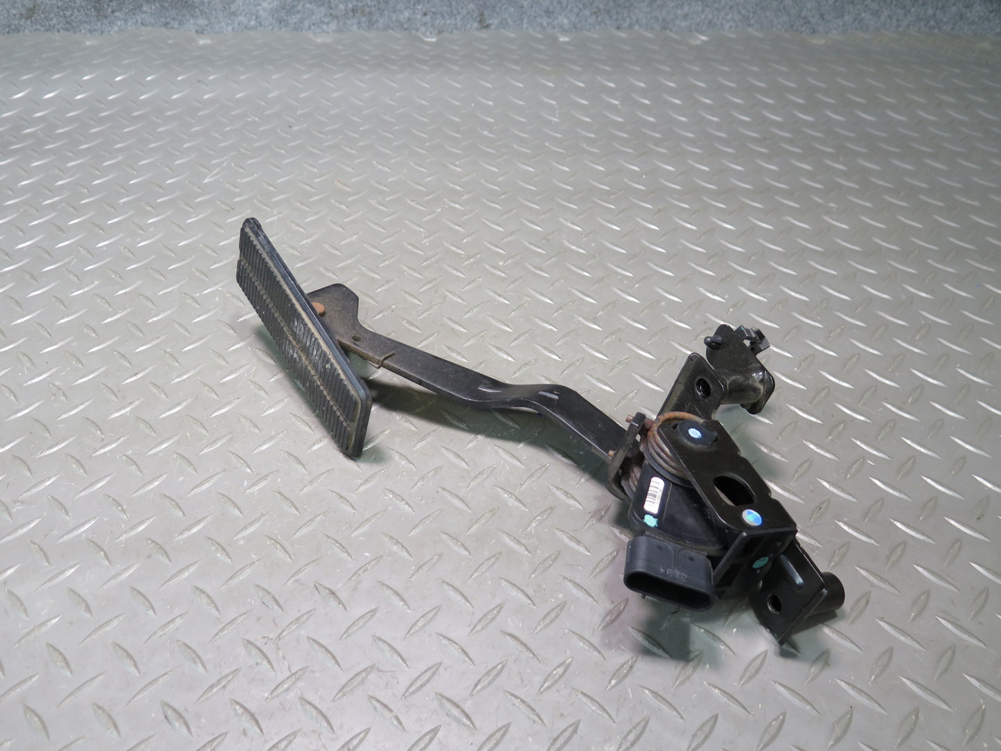 2004-2009 Cadillac XLR Gas Acceleration Pedal Assembly