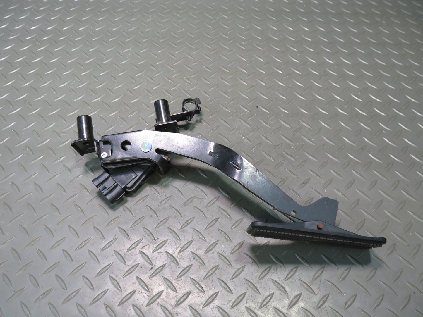 2004-2009 Cadillac XLR Gas Acceleration Pedal Assembly