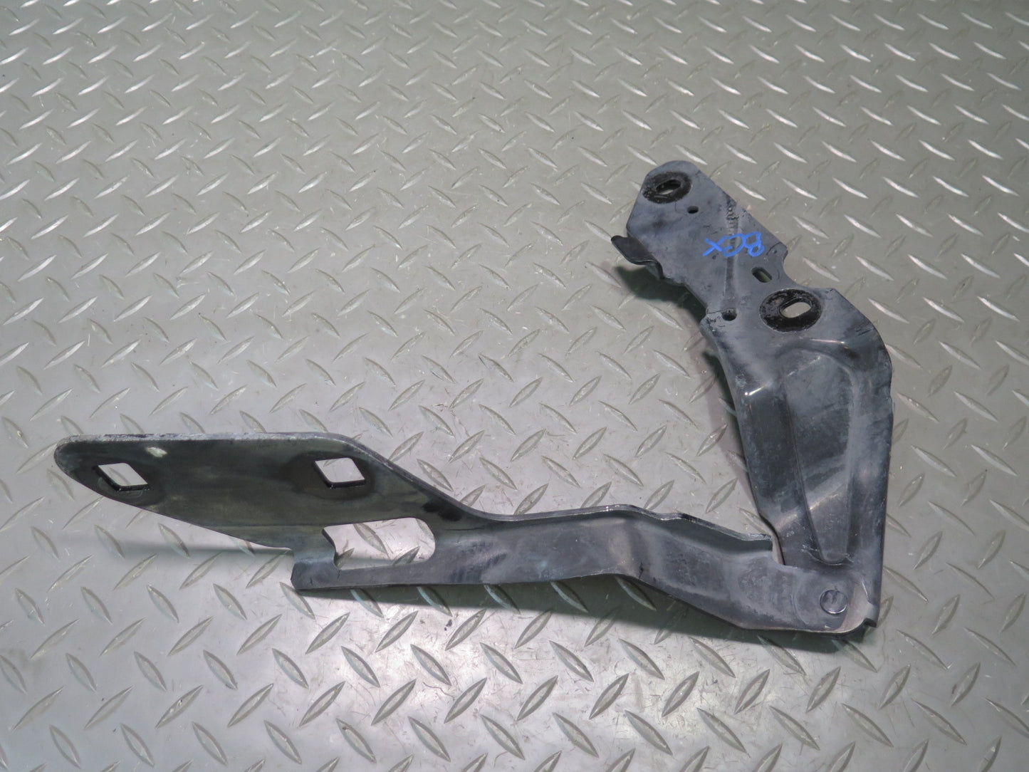 2004-2009 Cadillac XLR Front Right & Left Side Hood Bonnet Hinge Support Set