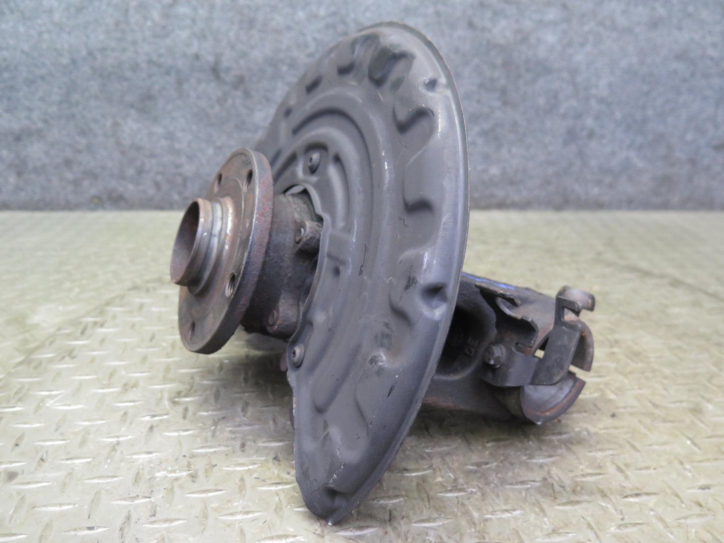 12-13 VW Golf R MK6 AWD Front Right Spindle Knuckle Wheel Hub Bearing OEM