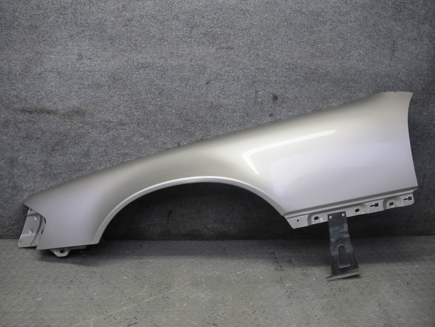 94-02 Mercedes R129 Sl-class Front Left Fender Shell Panel Cover OEM